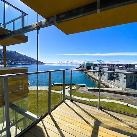 Lovely And Exclusive Northern Lights With Excellent View. ホテル トロムソ