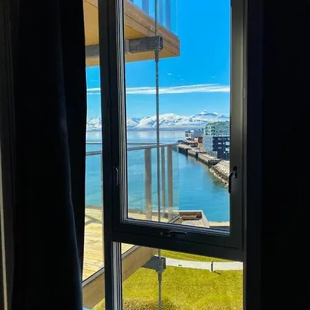 Apartment Lovely And Exclusive Northern Lights With Excellent View.