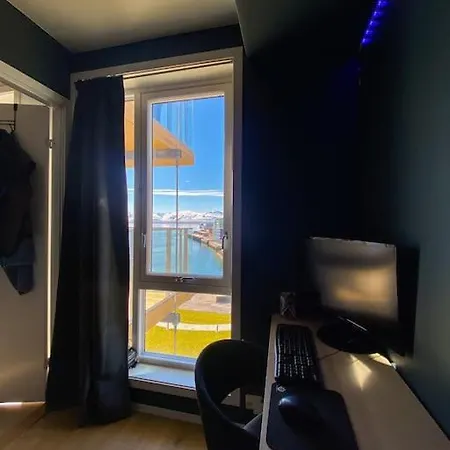 Apartment Lovely And Exclusive Northern Lights With Excellent View. *