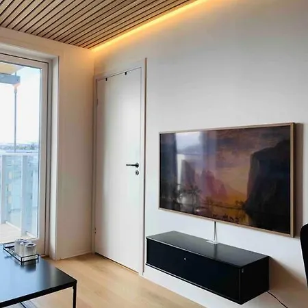 Apartment Lovely And Exclusive Northern Lights With Excellent View. *